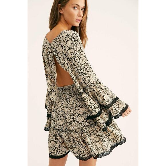 Free People Black Cream Kristall Mini Tiered Backless Dress Large NWT - Picture 2 of 7